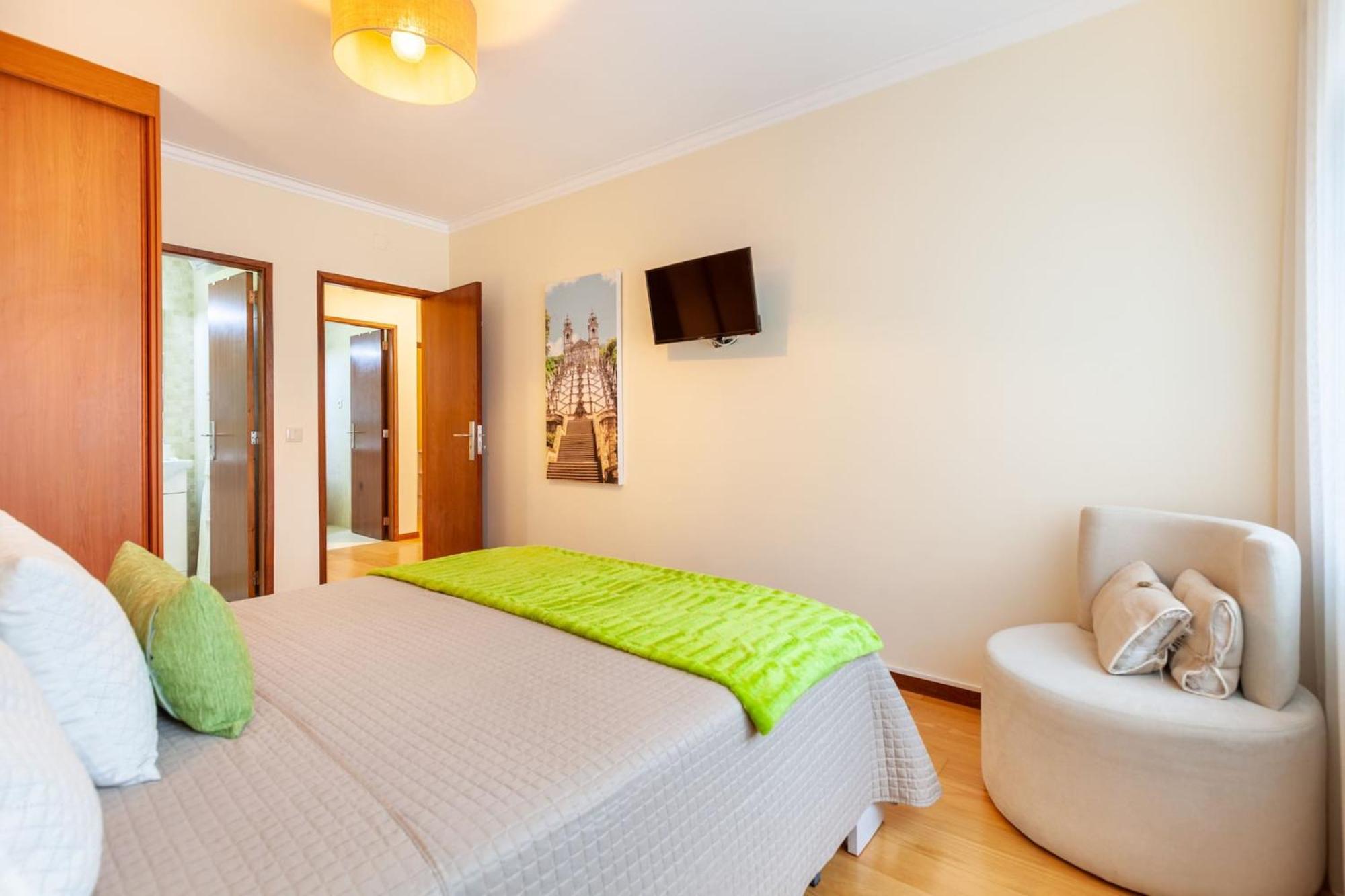 Apartamento Hibiscos - Minho'S Guest Брага Экстерьер фото